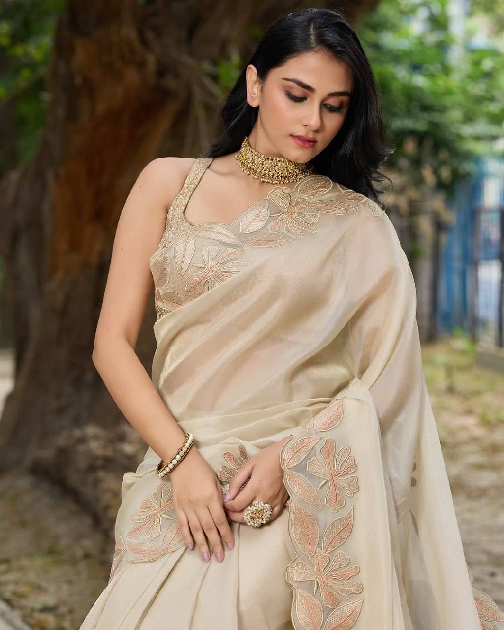 VT-709 | SINDHUR SAREES - Image 4