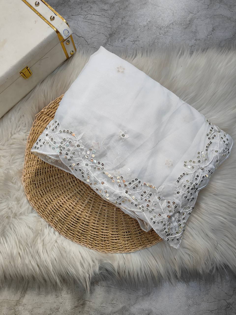 VT-731 | LALITA SAREES - Image 4